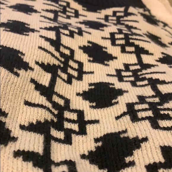 sweater - Picture 2 of 2
